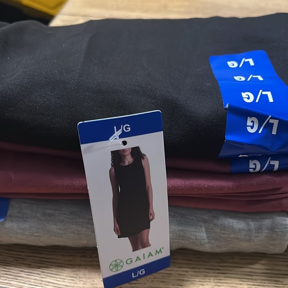 GAIAM dress - Picture 4 of 6